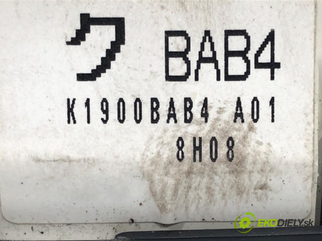 MAZDA 3 (BK) 2003 - 2009    1.6 DI Turbo 80 kW [109 KM] olej napędowy 2004 - 2  Panel ovládania kúrenia K1900BAB4 (Prepínače, spínače, tlačidlá a ovládače kúrenia)