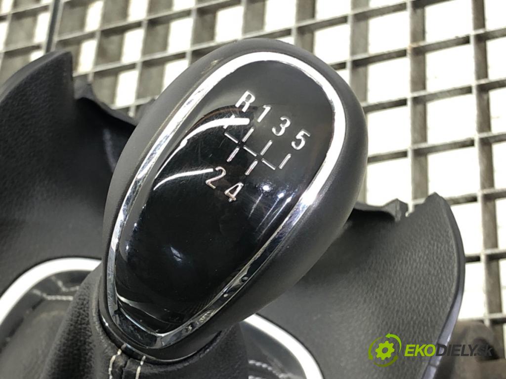 OPEL MERIVA B nadwozie wielkoprzestrzenne (MPV) (S10) 2010 - 2017    1.4 LPG (75) 88 kW [120 KM] Benzyna / gaz samochod  Kulisa 13258302 (Rýchlostné páky / kulisy)