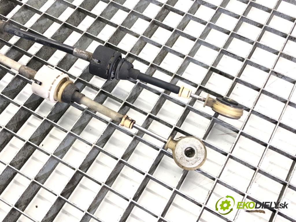 OPEL MERIVA B nadwozie wielkoprzestrzenne (MPV) (S10) 2010 - 2017    1.4 LPG (75) 88 kW [120 KM] Benzyna / gaz samochod  Kulisa 13258302 (Rýchlostné páky / kulisy)