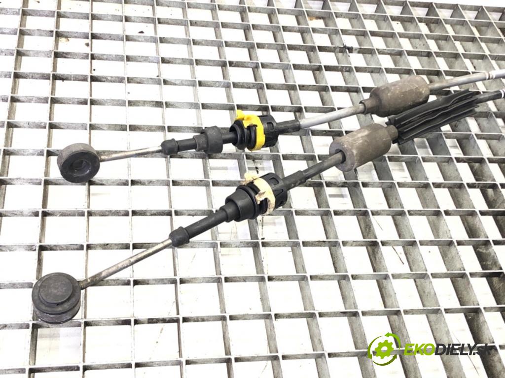 CHEVROLET CRUZE Station Wagon (J308) 2012 - 2022    1.4 103 kW [140 KM] benzyna 2012 - 2022  Kulisa 25187759 (Rýchlostné páky / kulisy)