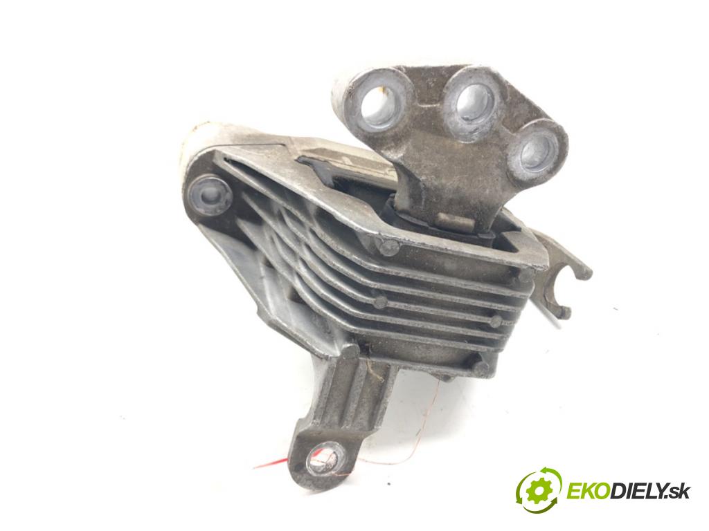 CHEVROLET CRUZE Station Wagon (J308) 2012 - 2022    1.4 103 kW [140 KM] benzyna 2012 - 2022  AirBag Motor 13248472 (Držiaky motora)