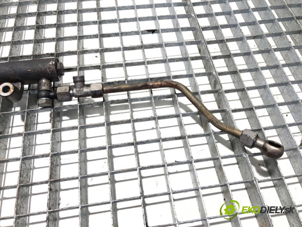 MAN TGX I 2006 - 2022    18.440  Lišta vstrekovacia  (Vstrekovacie lišty)