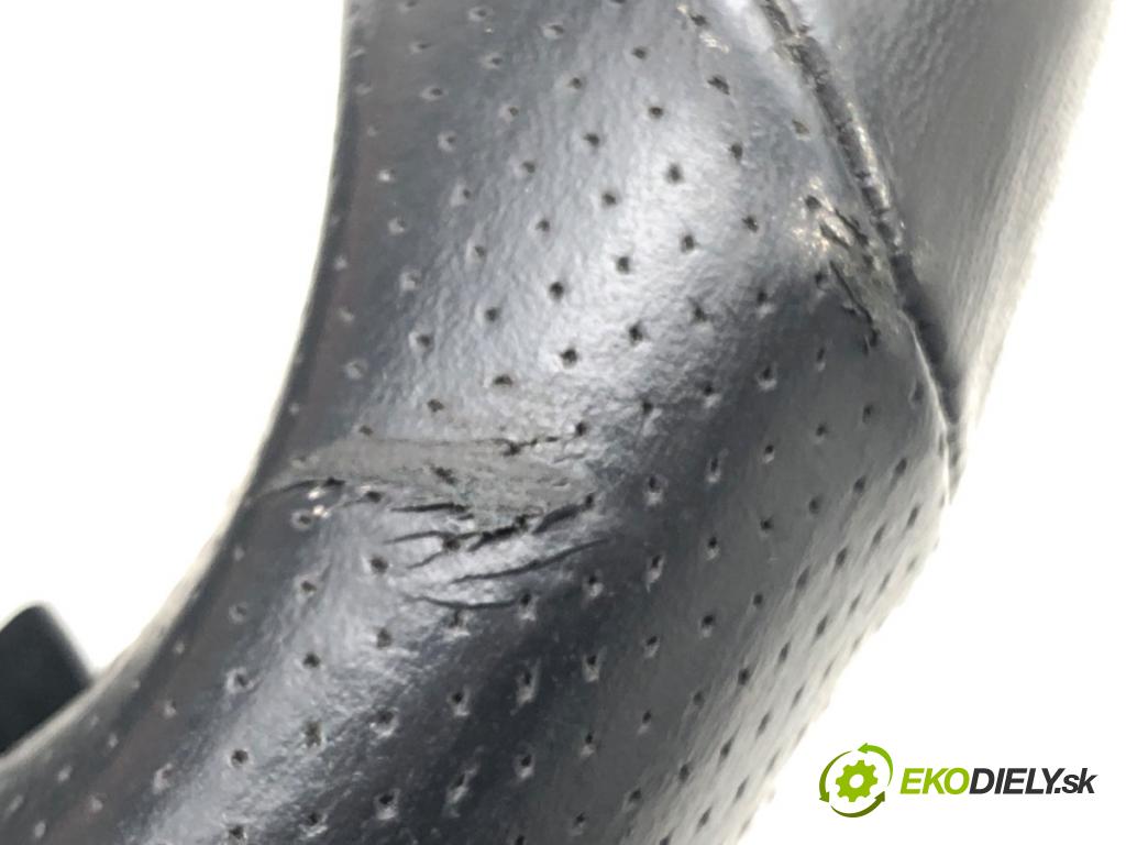 MERCEDES-BENZ KLASA E (W212) 2009 - 2016    E 200 CDI / BlueTEC (212.005, 212.006) 100 kW [136  Volant  (Volanty)