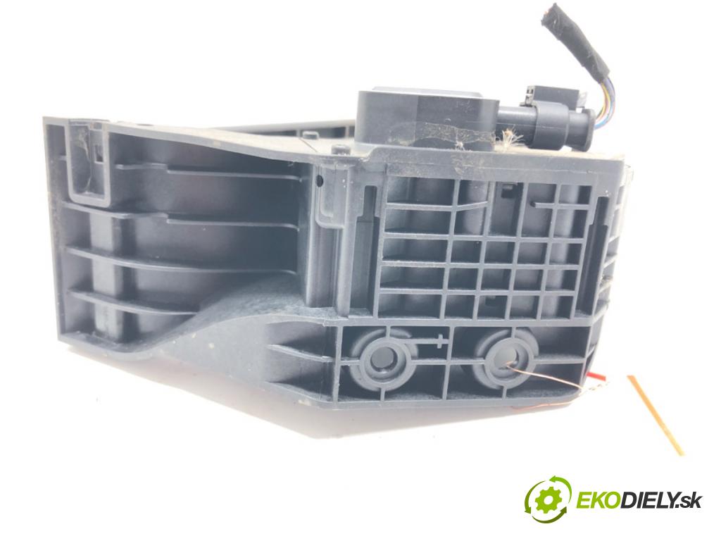 MERCEDES-BENZ KLASA E (W212) 2009 - 2016    E 200 CDI / BlueTEC (212.005, 212.006) 100 kW [136  Potenciometer plynového pedálu A2223001000 (Pedále)