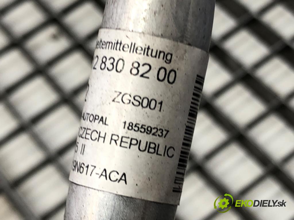 MERCEDES-BENZ KLASA E (W212) 2009 - 2016    E 200 CDI / BlueTEC (212.005, 212.006) 100 kW [136  rúrka klimatizácie A2128308200 (Rúrky klimatizácie)