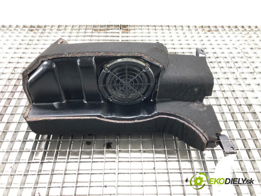 AUDI A6 C5 Avant (4B5) 1997 - 2005    1.9 TDI 96 kW [130 KM] olej napędowy 2001 - 2005  subwoofer 4B9035382A (Audio zariadenia)