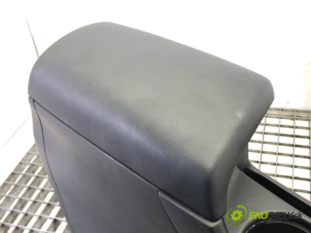 KIA CEED (JD) 2012 - 2018    1.6 GDI 99 kW [135 KM] benzyna 2012 - 2018  Tunel stredový  (Stredový tunel / panel)