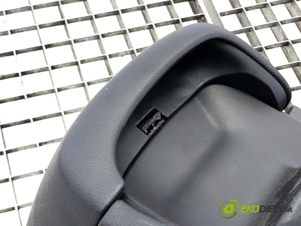 KIA CEED (JD) 2012 - 2018    1.6 GDI 99 kW [135 KM] benzyna 2012 - 2018  Tunel stredový  (Stredový tunel / panel)