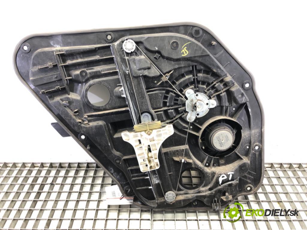 KIA CEED (JD) 2012 - 2018    1.6 GDI 99 kW [135 KM] benzyna 2012 - 2018  mechanismus okna pravý zadní část 83480-A2300