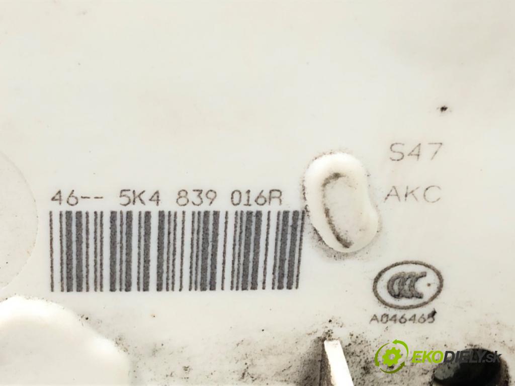 VW GOLF VII (5G1, BQ1, BE1, BE2) 2012 - 2022    1.6 TDI 77 kW [105 KM] olej napędowy 2012 - 2017  zámok dveře pravý zadní část 5K4839016R