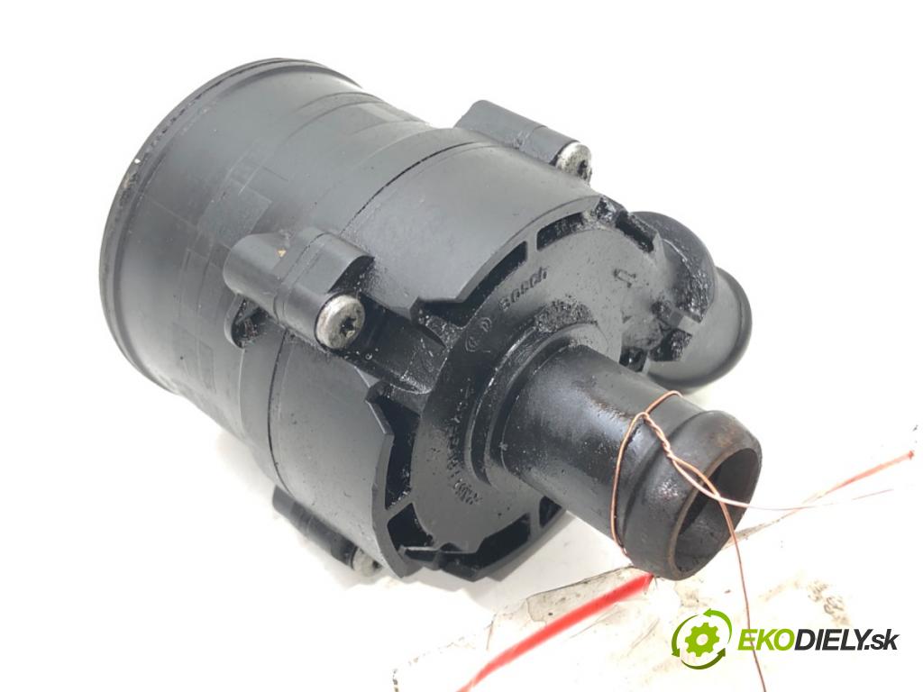 VW GOLF VII (5G1, BQ1, BE1, BE2) 2012 - 2022    1.6 TDI 77 kW [105 KM] olej napędowy 2012 - 2017  DALŠÍ: pumpa vody 5G0965567 (Vodní pumpy)