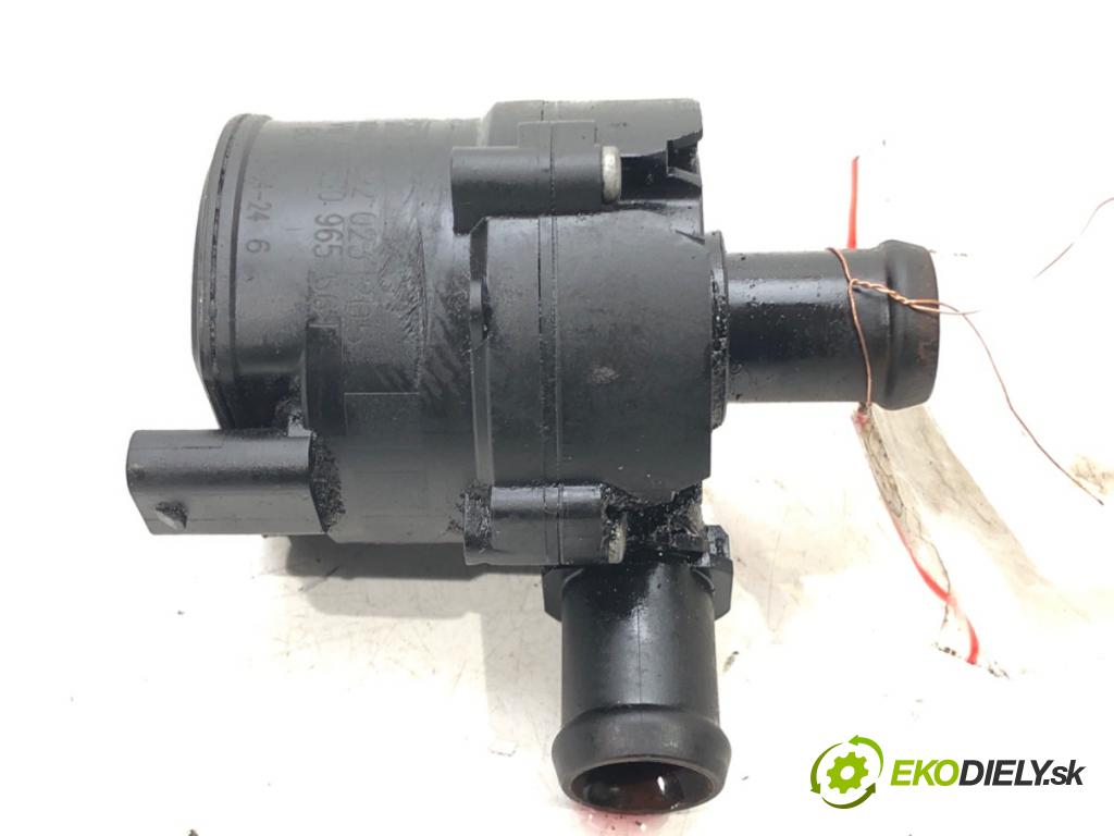 VW GOLF VII (5G1, BQ1, BE1, BE2) 2012 - 2022    1.6 TDI 77 kW [105 KM] olej napędowy 2012 - 2017  DALŠÍ: pumpa vody 5G0965567 (Vodní pumpy)