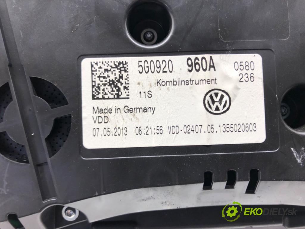 VW GOLF VII (5G1, BQ1, BE1, BE2) 2012 - 2022    1.6 TDI 77 kW [105 KM] olej napędowy 2012 - 2017  Prístrojovka 5G0920960A (Prístrojové dosky, displeje)
