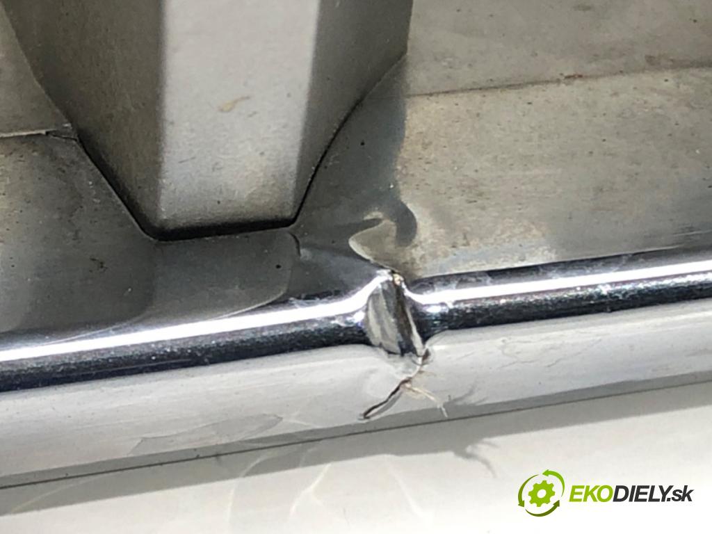 BMW X5 (E70) 2006 - 2013    3.0 d 173 kW [235 KM] olej napędowy 2006 - 2008  mřížka maska mřížky pravá  (Mřížky (masky) chladičů)