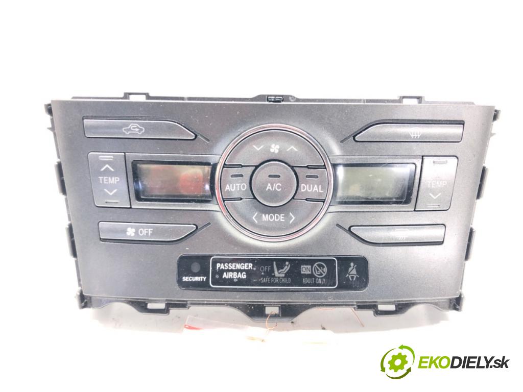 TOYOTA AURIS (_E15_) 2006 - 2012    1.6 (ZRE151_) 91 kW [124 KM] benzyna 2007 - 2012  Panel ovládania kúrenia 55900-02220-B (Prepínače, spínače, tlačidlá a ovládače kúrenia)