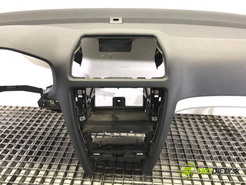 SKODA OCTAVIA II Combi (1Z5) 2004 - 2013    1.6 75 kW [102 KM] benzyna 2004 - 2013  Palubná doska silentbloku airbag pasy