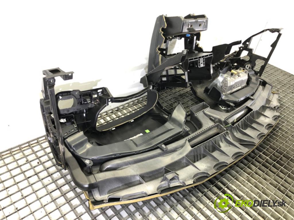 SKODA OCTAVIA II Combi (1Z5) 2004 - 2013    1.6 75 kW [102 KM] benzyna 2004 - 2013  Palubná doska silentbloku airbag pasy