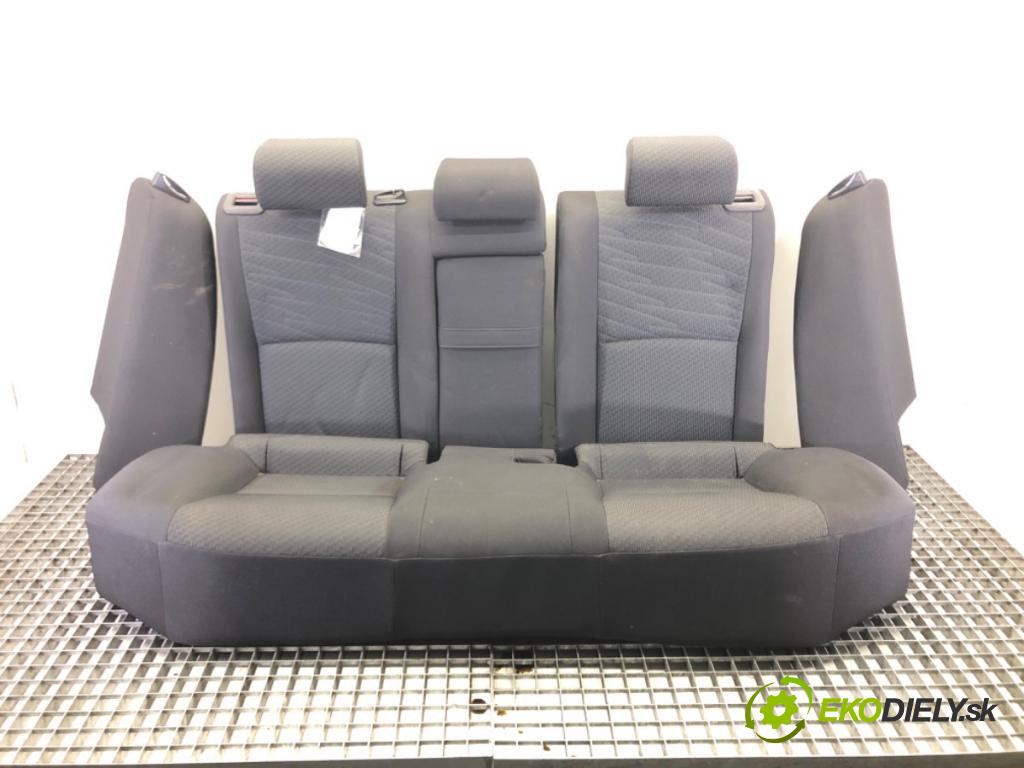 TOYOTA AVENSIS sedan (_T27_) 2008 - 2018    2.2 D-4D (ADT271_) 130 kW [177 KM] olej napędowy 2  Sedadlo druhý RIADOK: 