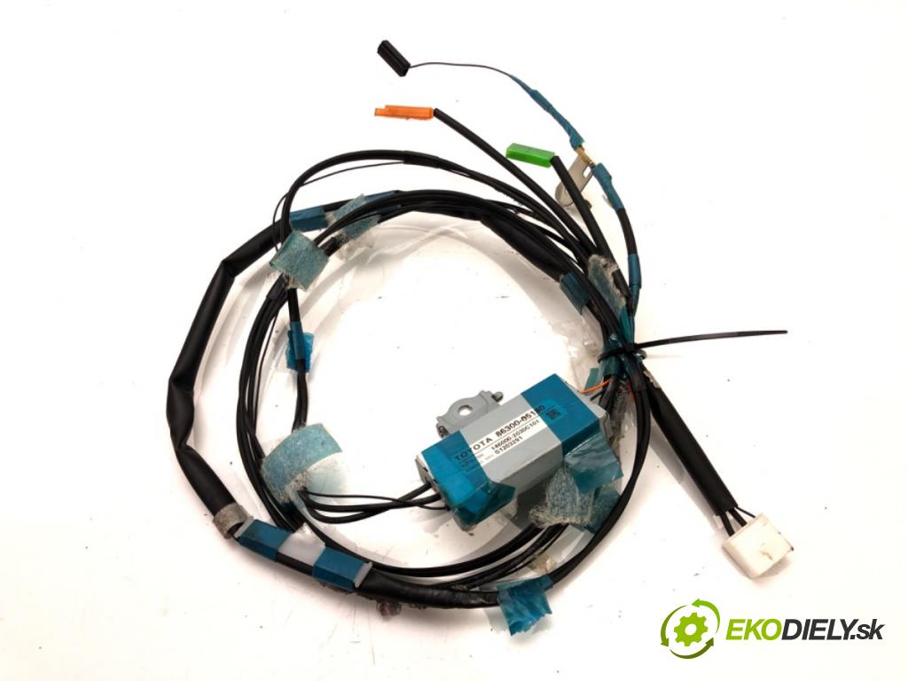 TOYOTA AVENSIS sedan (_T27_) 2008 - 2018    2.2 D-4D (ADT271_) 130 kW [177 KM] olej napędowy 2  Zosilňovač Antenní: 86300-05180 (Zosilňovače)