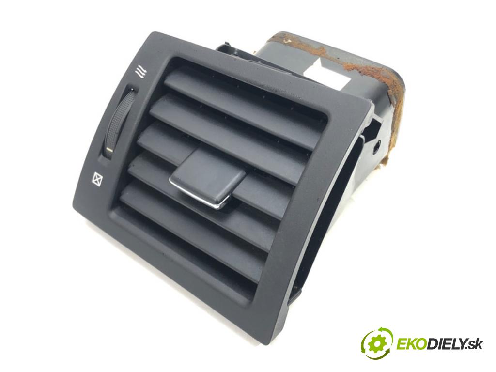 TOYOTA AVENSIS sedan (_T27_) 2008 - 2018    2.2 D-4D (ADT271_) 130 kW [177 KM] olej napędowy 2  Mriežky kúrenia ľavá strana 55660-05100 (Mriežky kúrenia (fukáre))