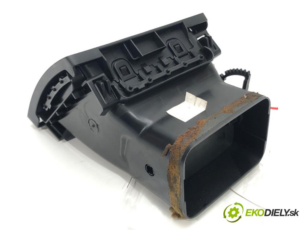 TOYOTA AVENSIS sedan (_T27_) 2008 - 2018    2.2 D-4D (ADT271_) 130 kW [177 KM] olej napędowy 2  Mriežky kúrenia ľavá strana 55660-05100 (Mriežky kúrenia (fukáre))