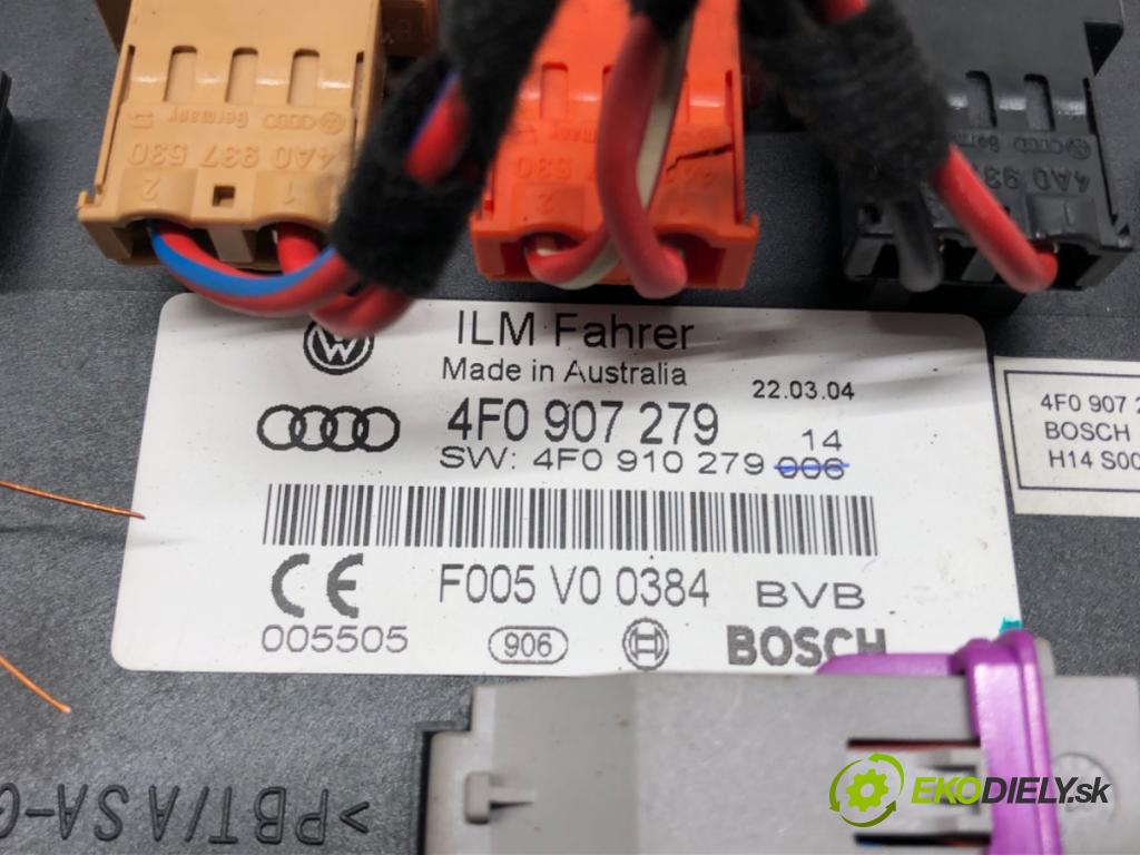 AUDI A6 C6 (4F2) 2004 - 2011    3.2 FSI quattro 188 kW [255 KM] benzyna 2004 - 200  Modul svetiel 4F0907279 (Ostatné)