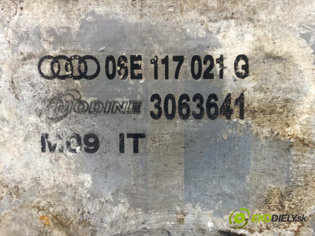 AUDI A6 C6 (4F2) 2004 - 2011    3.2 FSI quattro 188 kW [255 KM] benzyna 2004 - 200  Chladič oleja 06E117021G