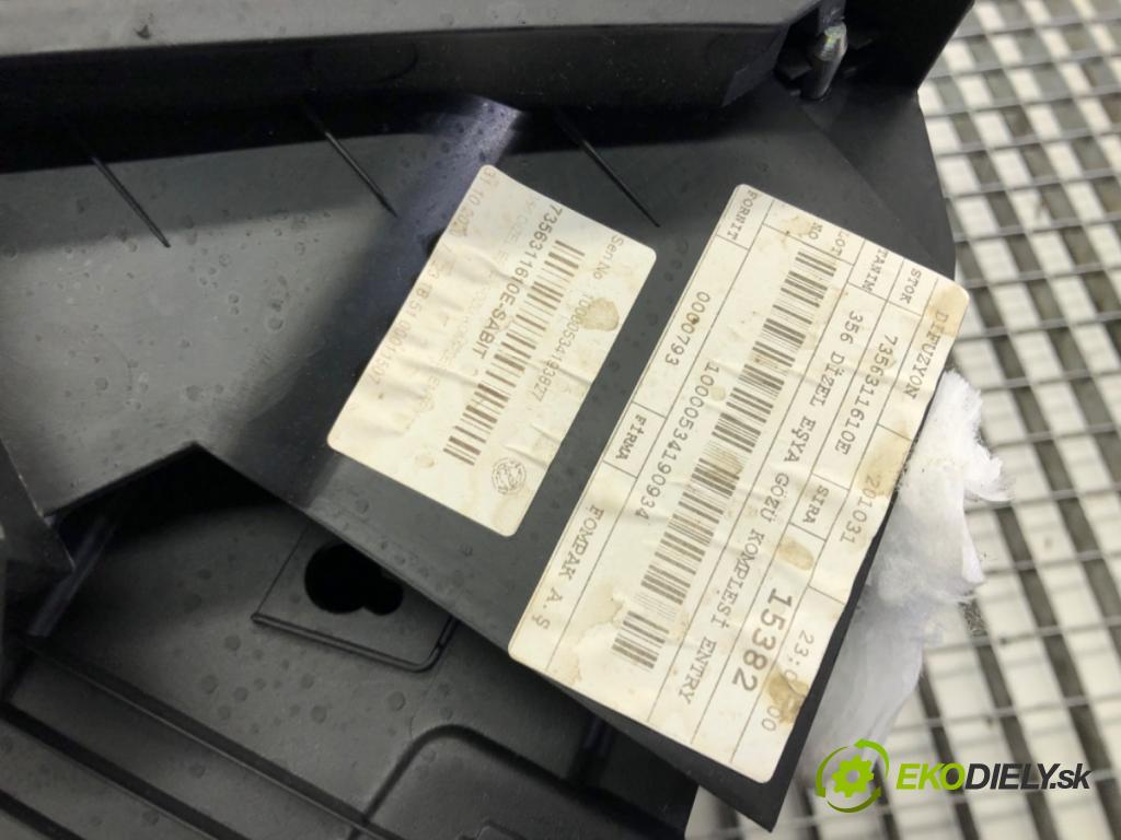 FIAT TIPO Kombi (356_) 2016 - 2022    1.0 (357HXN1A, 357WXN1A) 74 kW [101 KM] benzyna 2020 - 2022  Priehradka, kastlík spolujazdca  (Priehradky, kastlíky)