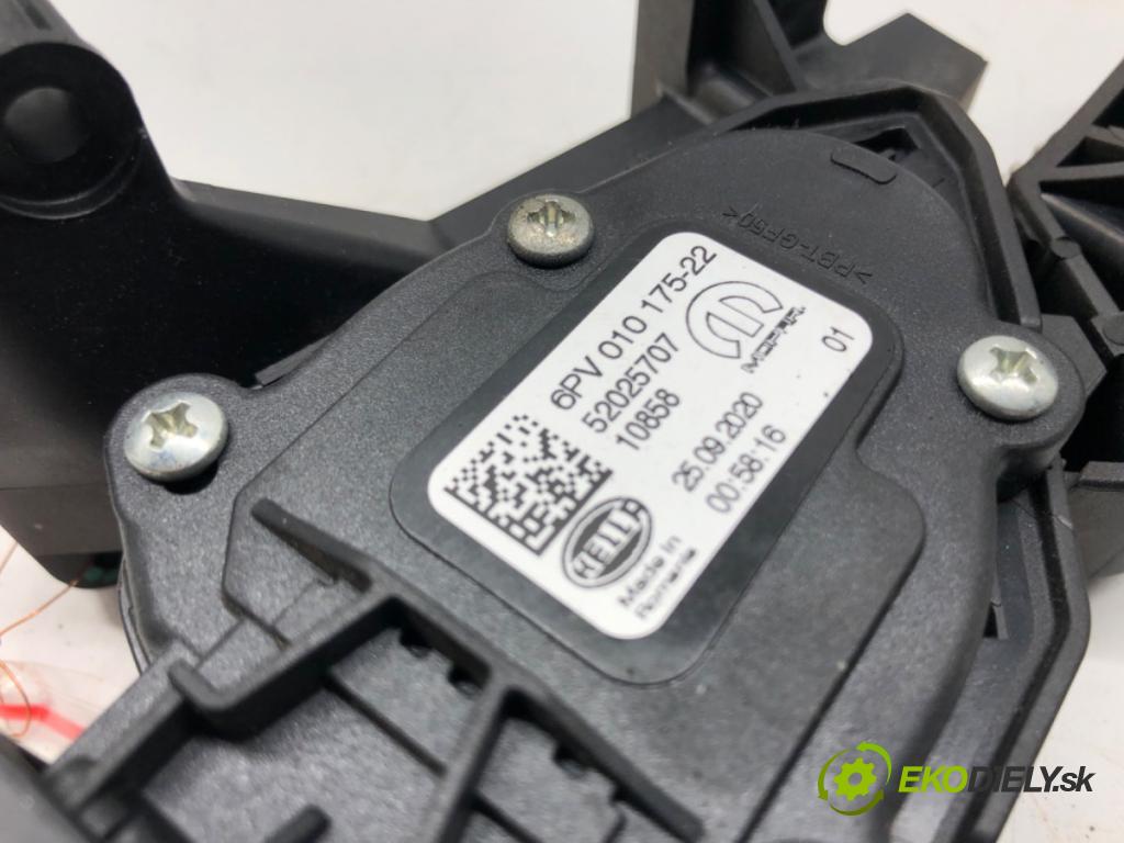 FIAT TIPO Kombi (356_) 2016 - 2022    1.0 (357HXN1A, 357WXN1A) 74 kW [101 KM] benzyna 20  Potenciometer plynového pedálu 52025707 (Pedále)