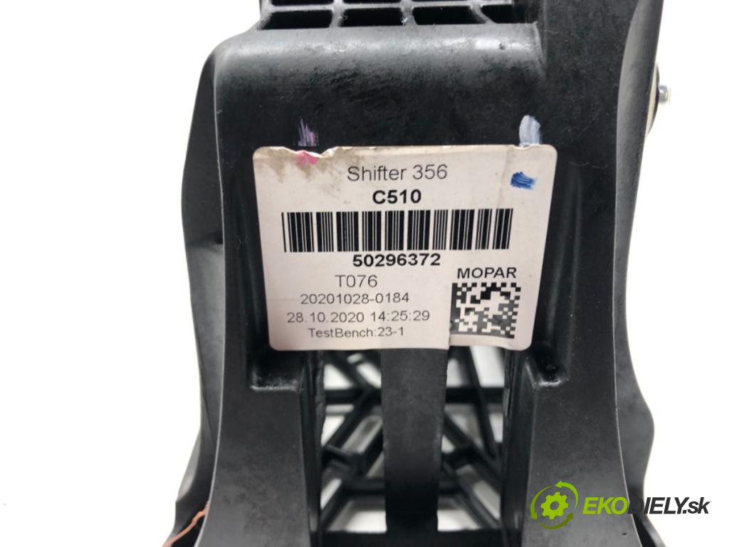 FIAT TIPO Kombi (356_) 2016 - 2022    1.0 (357HXN1A, 357WXN1A) 74 kW [101 KM] benzyna 20  Kulisa 50296372 (Rýchlostné páky / kulisy)