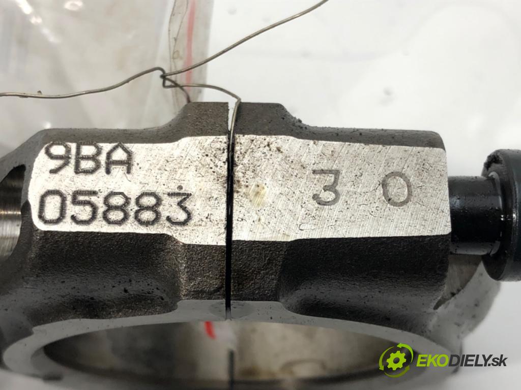 TOYOTA AVENSIS sedan (_T27_) 2008 - 2018    2.2 D-4D (ADT271_) 130 kW [177 KM] olej napędowy 2  PIEST: ojnica 2AD-FHV 9BA (Piesty)