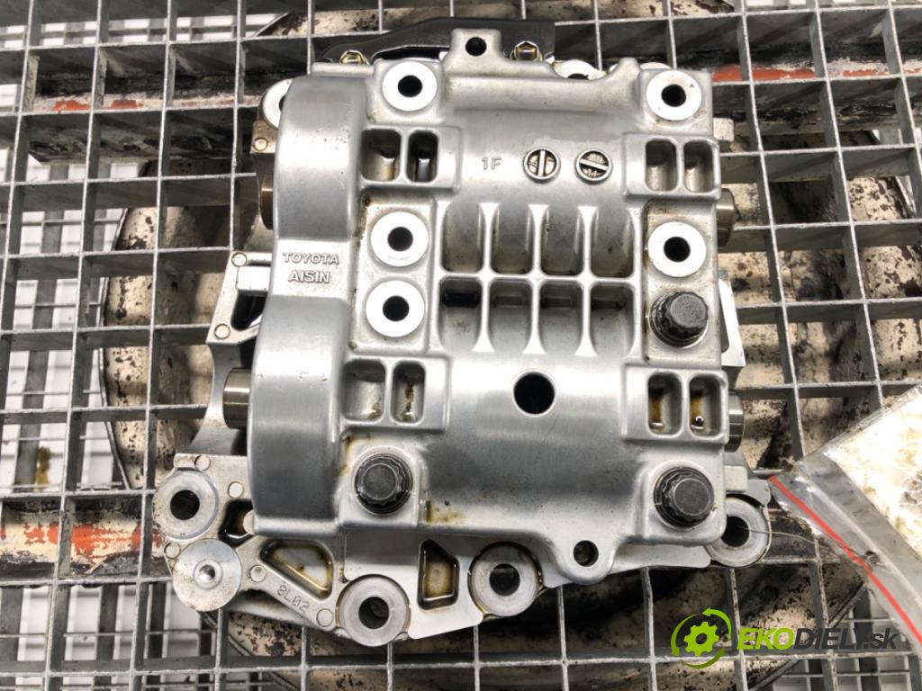 TOYOTA AVENSIS sedan (_T27_) 2008 - 2018    2.2 D-4D (ADT271_) 130 kW [177 KM] olej napędowy 2  pumpa oleje 2AD-FHV (Olejové pumpy)