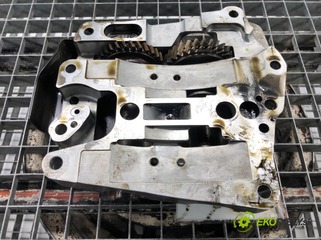 TOYOTA AVENSIS sedan (_T27_) 2008 - 2018    2.2 D-4D (ADT271_) 130 kW [177 KM] olej napędowy 2  pumpa oleje 2AD-FHV (Olejové pumpy)