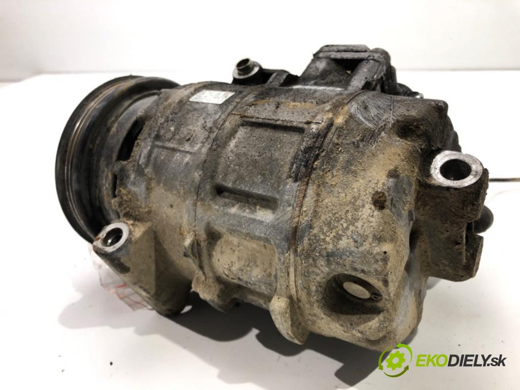 AUDI A4 B5 Avant (8D5) 1994 - 2002    1.9 TDI 85 kW [115 KM] olej napędowy 2000 - 2001  kompresor klimatizace 8D0260808 (Kompresory)