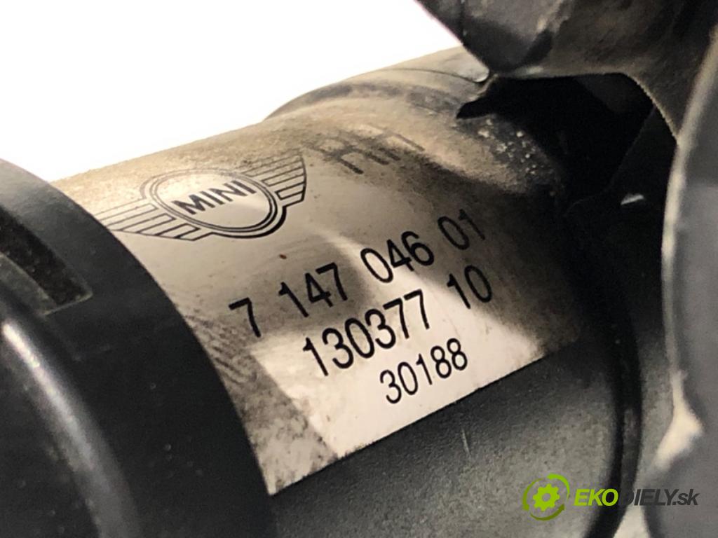 MINI R50 R53 liftback 2004 120 kW Cooper S 1598 Svetlomet pravy predný XENON