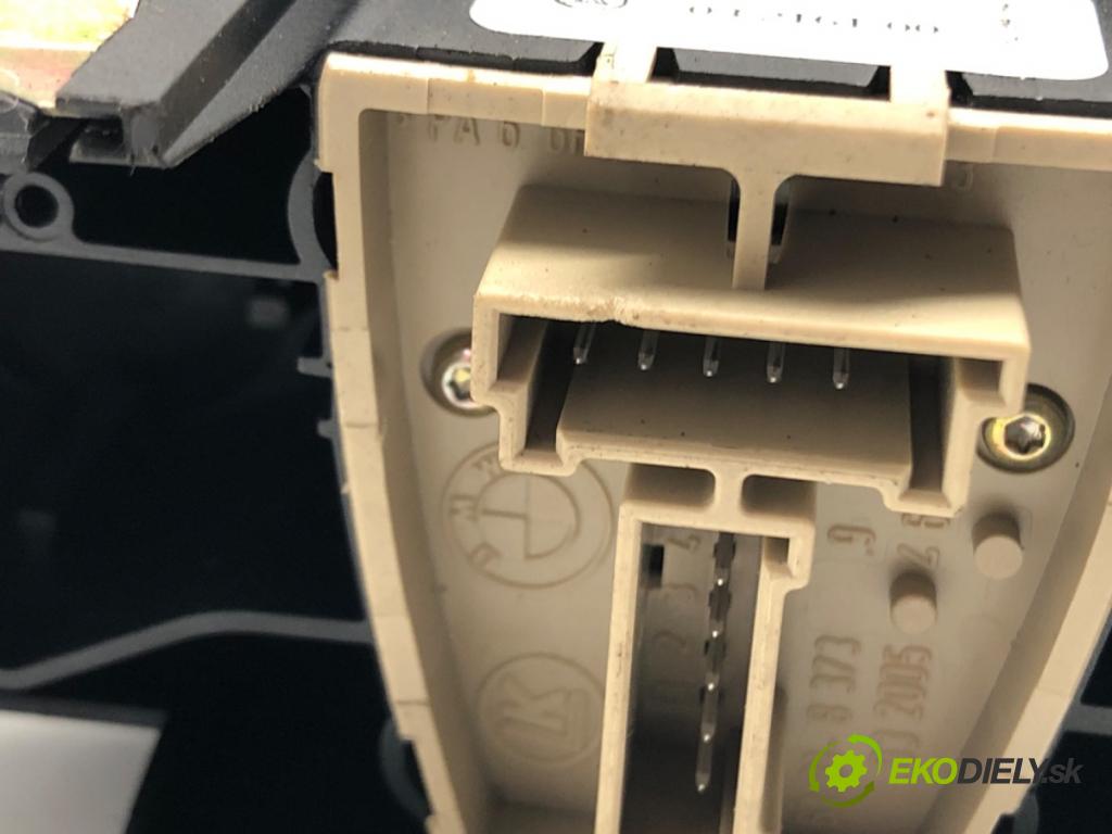 MINI MINI (R50, R53) 2001 - 2006    Cooper S 120 kW [163 KM] benzyna 2002 - 2006  Prepínač nastavenia spätných zrkadiel 6924652 (Prepínače, spínače, tlačidlá a ovládače kúrenia)