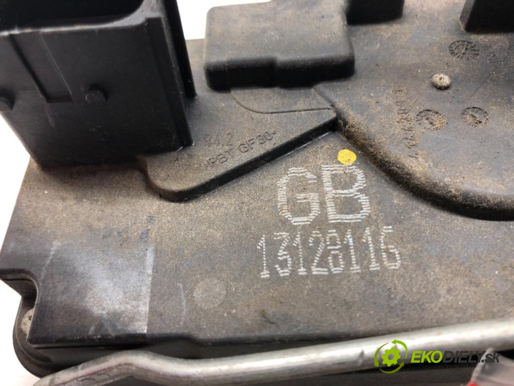 OPEL ASTRA H Kombi (A04) 2004 - 2014    1.7 CDTI (L35) 74 kW [101 KM] olej napędowy 2004 -  zámok dveře pravý zadní část 13128116