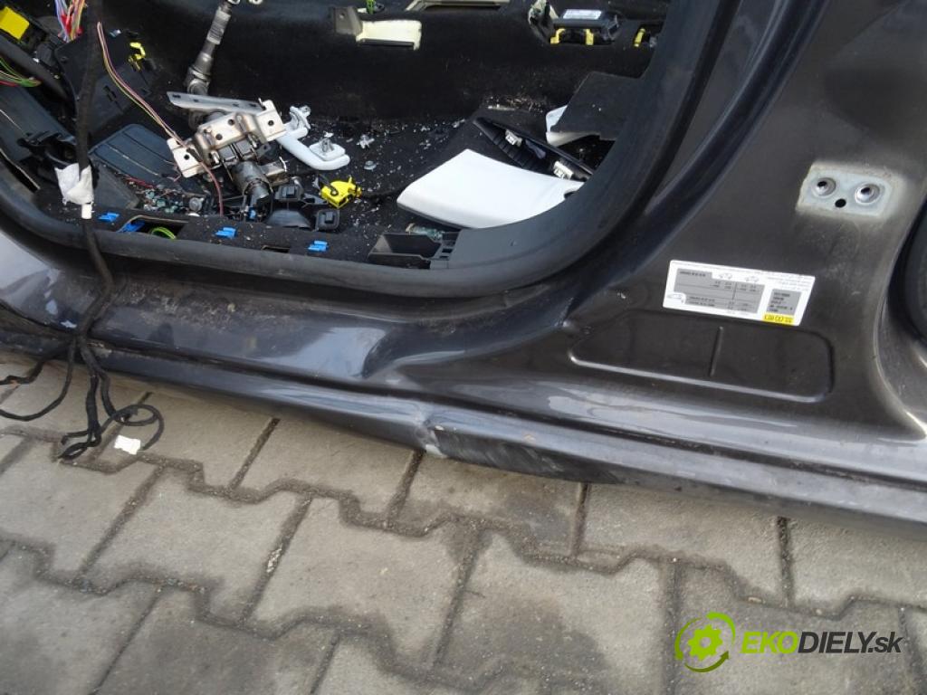 PEUGEOT 308 II (LB_, LP_, LW_, LH_, L3_) 2013 - 2021    1.2 THP 130 96 kW [131 KM] benzyna 2013 - 2021  KAROSERIA ČTVRŤÁK blatník zadní část levý pravý střecha POŠTY: prahy