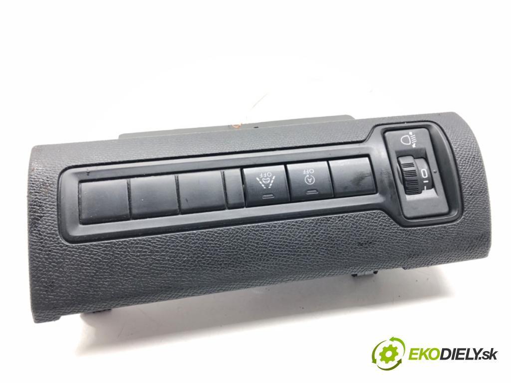 PEUGEOT 308 II (LB_, LP_, LW_, LH_, L3_) 2013 - 2021    1.2 THP 130 96 kW [131 KM] benzyna 2013 - 2021  Prepínač nastavenia svetiel 9807240977 (Prepínače, spínače, tlačidlá a ovládače kúrenia)