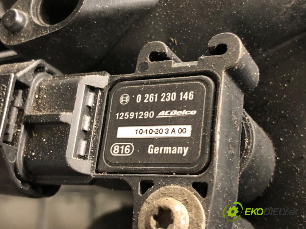 OPEL ASTRA J Sports Tourer (P10) 2010 - 2015    1.6 (35) 85 kW [116 KM] benzyna 2010 - 2015  Potrubie sacie, sanie 55561187 (Sacie potrubia)