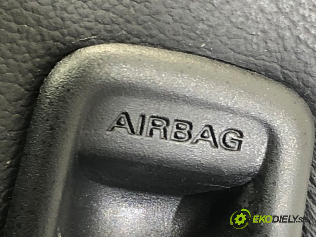 AUDI A1 (8X1, 8XK) 2010 - 2018    2.0 TDI 105 kW [143 KM] olej napędowy 2011 - 2015  Sedadlo ľavy predný S-LINE
