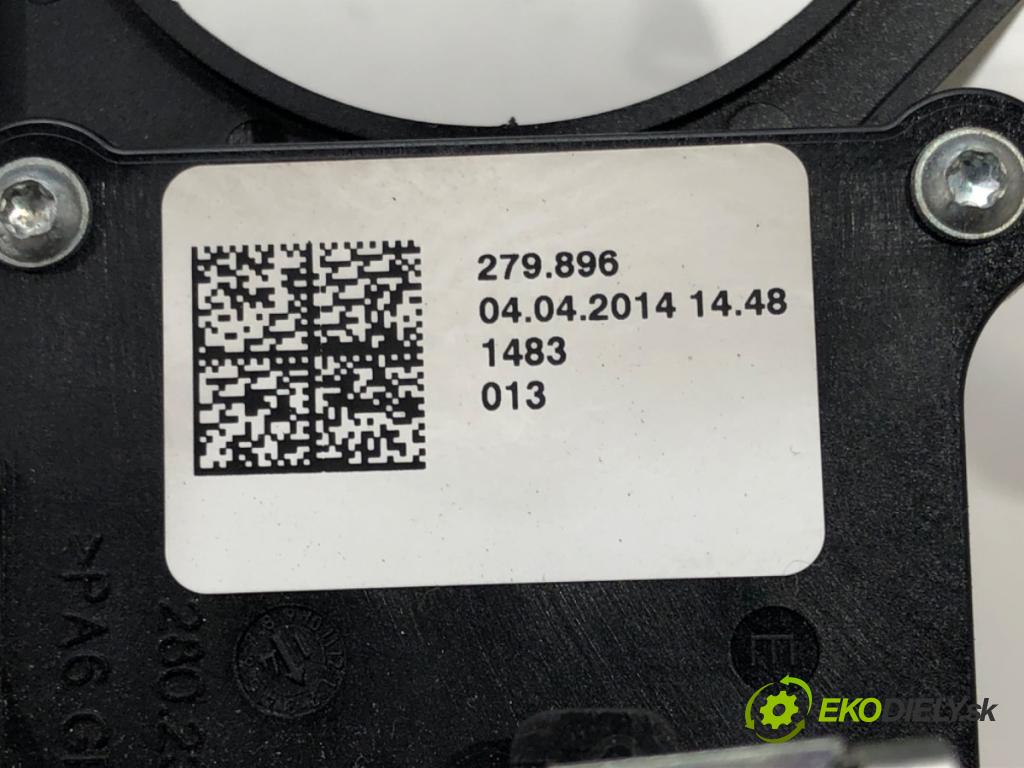 AUDI A1 (8X1, 8XK) 2010 - 2018    2.0 TDI 105 kW [143 KM] olej napędowy 2011 - 2015  Prepínač kombinovaný 8X0953501D (Prepínače, spínače, tlačidlá a ovládače kúrenia)