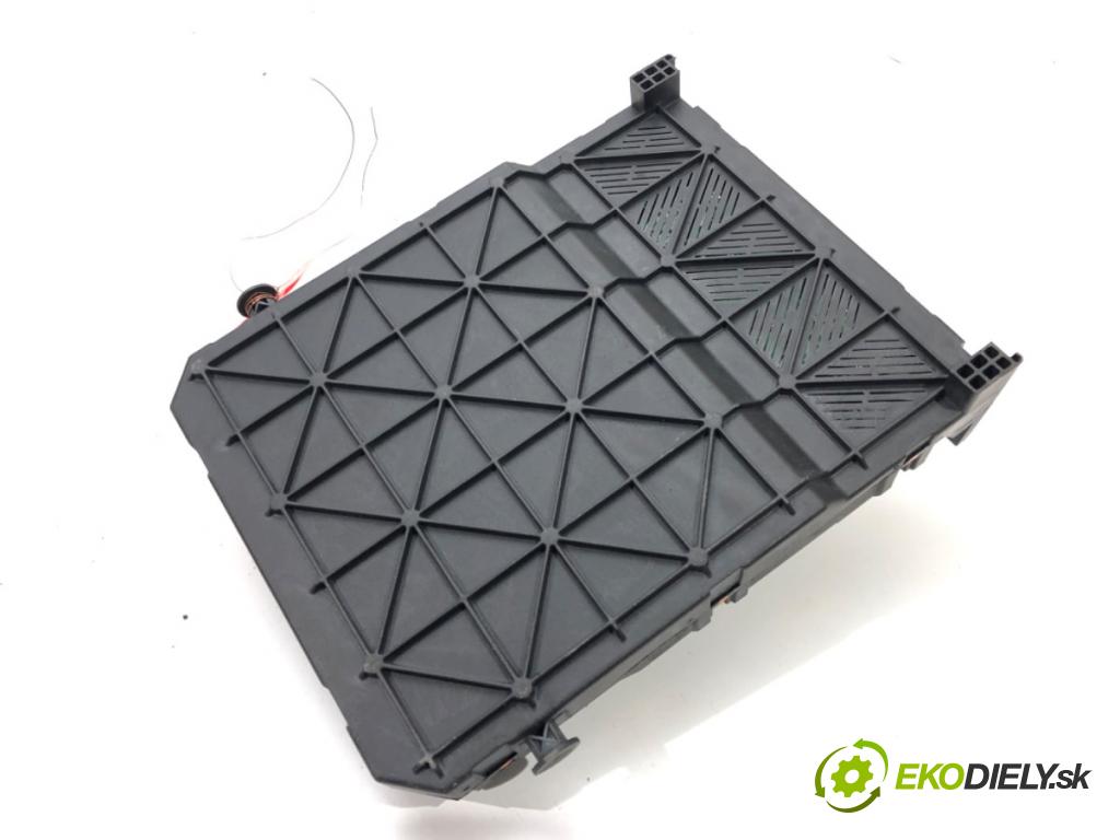 CITROEN C3 I (FC_, FN_) 2002 - 2022    1.1 i 44 kW [60 KM] benzyna 2002 - 2022  modul BSI 9652474580 (Pojistkové skříňky)
