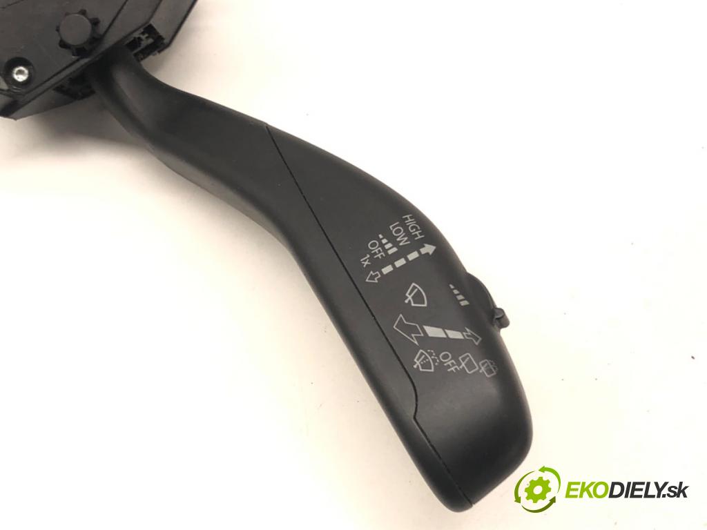 SKODA FABIA II (542) 2006 - 2014    1.2 51 kW [70 KM] benzyna 2007 - 2014  Prepínač kombinovaný 6R0953521 (Prepínače, spínače, tlačidlá a ovládače kúrenia)