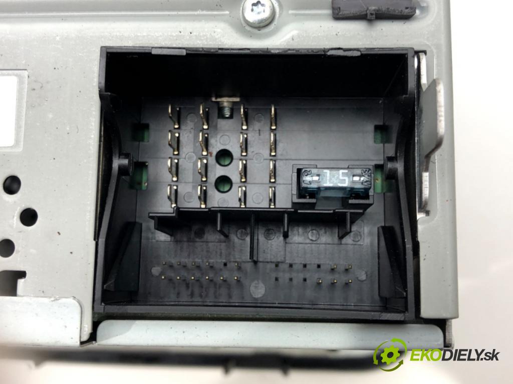 SKODA ROOMSTER Praktik (5J) 2007 - 2015    1.4 63 kW [86 KM] benzyna 2007 - 2015  RADIO 5J0035161G (Audio zariadenia)