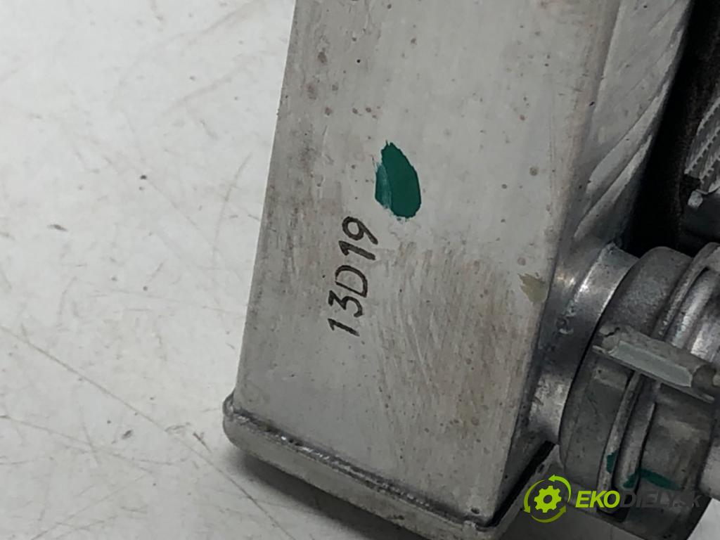 OPEL MOKKA / MOKKA X (J13) 2012 - 2022    1.7 CDTI (_76) 96 kW [131 KM] olej napędowy 2012 -  Výhrevné teleso, radiátor kúrenia  (Radiátory kúrenia)