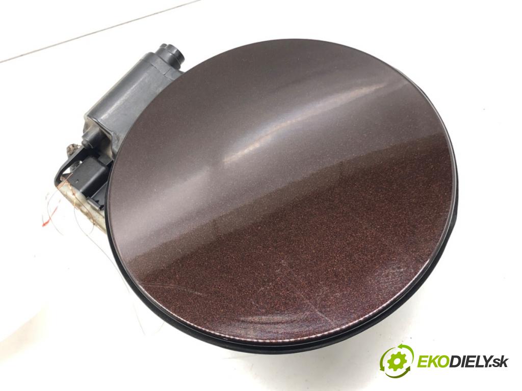 OPEL MOKKA / MOKKA X (J13) 2012 - 2022    1.7 CDTI (_76) 96 kW [131 KM] olej napędowy 2012 -  Dvierka nádrže paliva 95147032 (Ostatné)