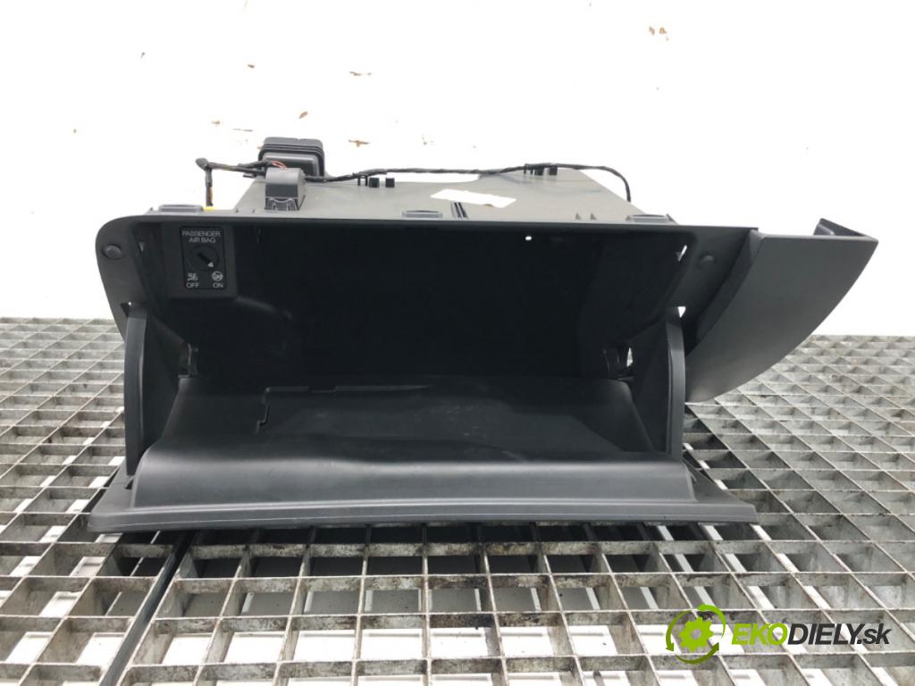 SKODA RAPID (NH3, NK3, NK6) 2012 - 2022    1.6 TDI 85 kW [115 KM] olej napędowy 2015 - 2019  Priehradka, kastlík spolujazdca  (Priehradky, kastlíky)