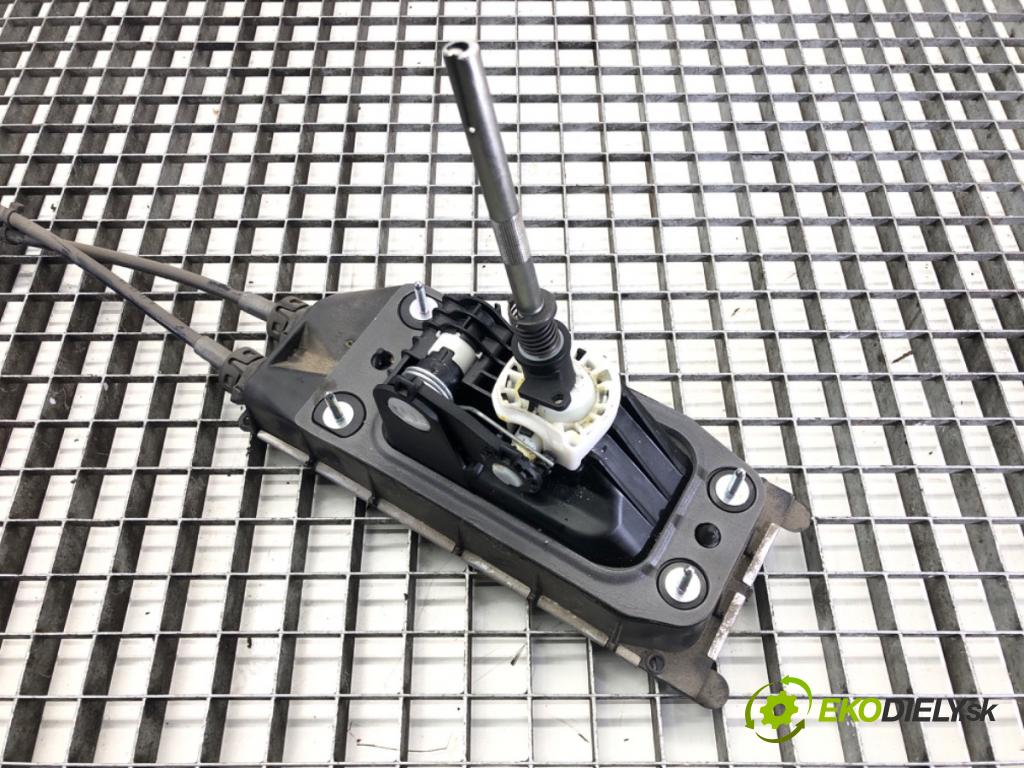 SKODA RAPID (NH3, NK3, NK6) 2012 - 2022    1.6 TDI 85 kW [115 KM] olej napędowy 2015 - 2019  Kulisa 6RA711049E (Rýchlostné páky / kulisy)