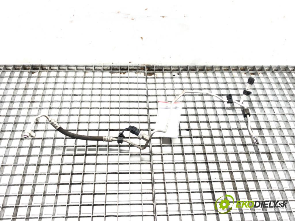 MERCEDES-BENZ KLASA B Sports Tourer (W246, W242) 2011 - 2018    B 180 CDI (246.200) 80 kW [109 KM] olej napędowy 2  rúrka klimatizácie  (Rúrky klimatizácie)